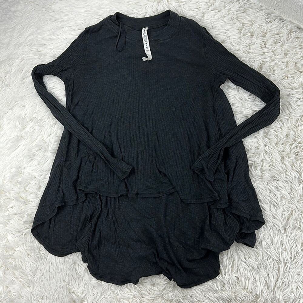 Lululemon Dare to Drape Long Sleeve Black